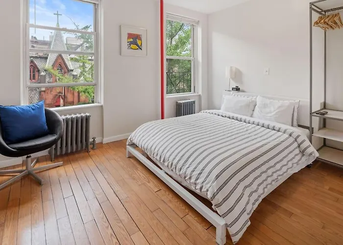Convenient 2Br - Walking Distance To Times Square